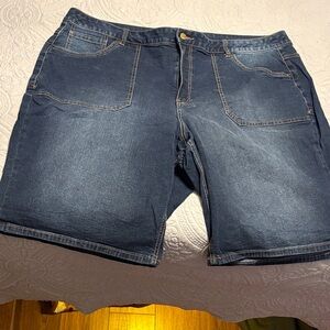 Women's Dark Blue Denim Bermuda Shorts - Relaxed Everyday Fit- size 26